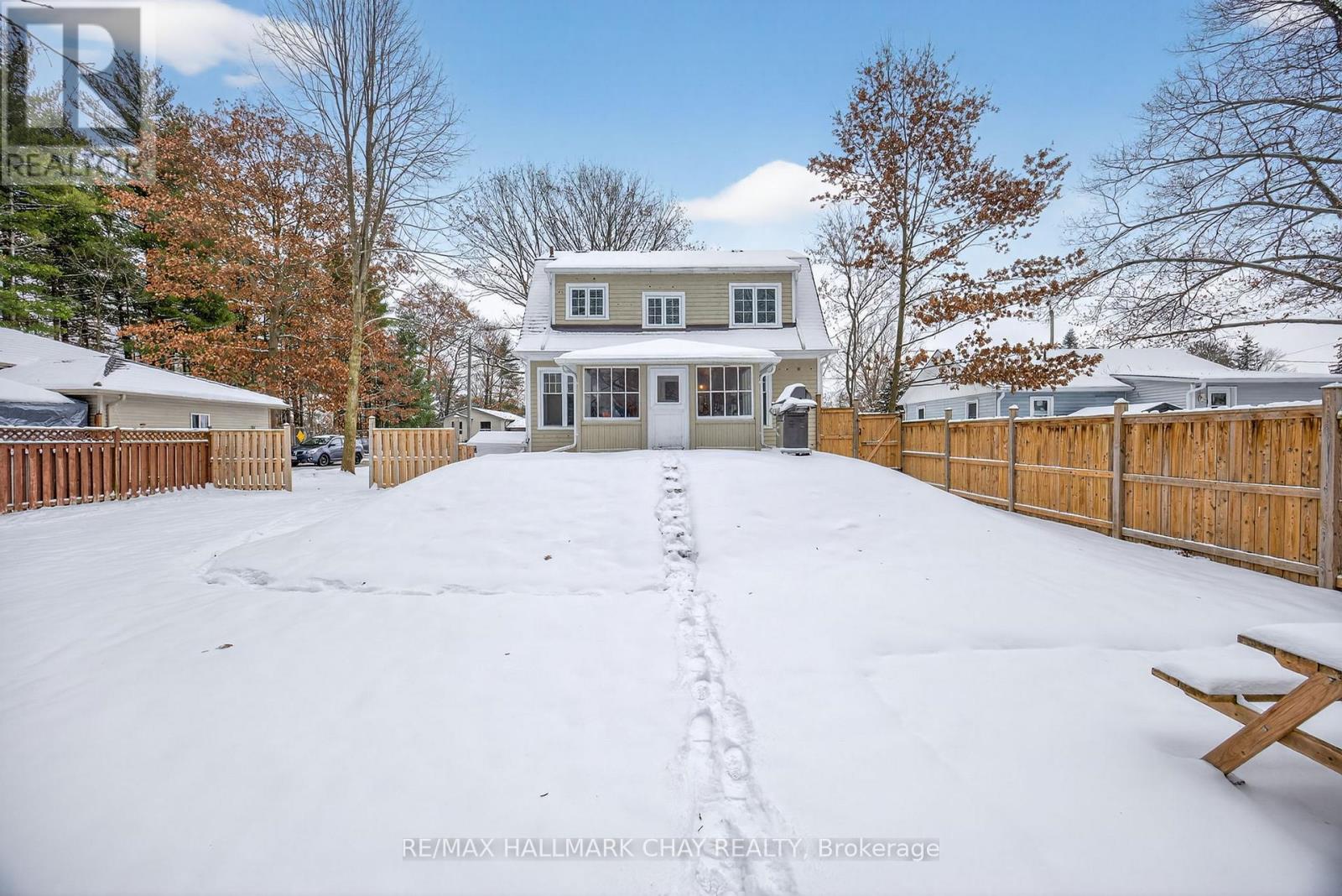 129 Simcoe Street, Essa, Ontario  L0M 1B0 - Photo 41 - N12601370