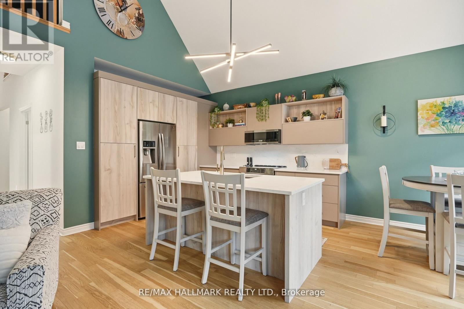 18 Mclean Avenue, Collingwood, Ontario  L9Y 3V2 - Photo 9 - S12601302