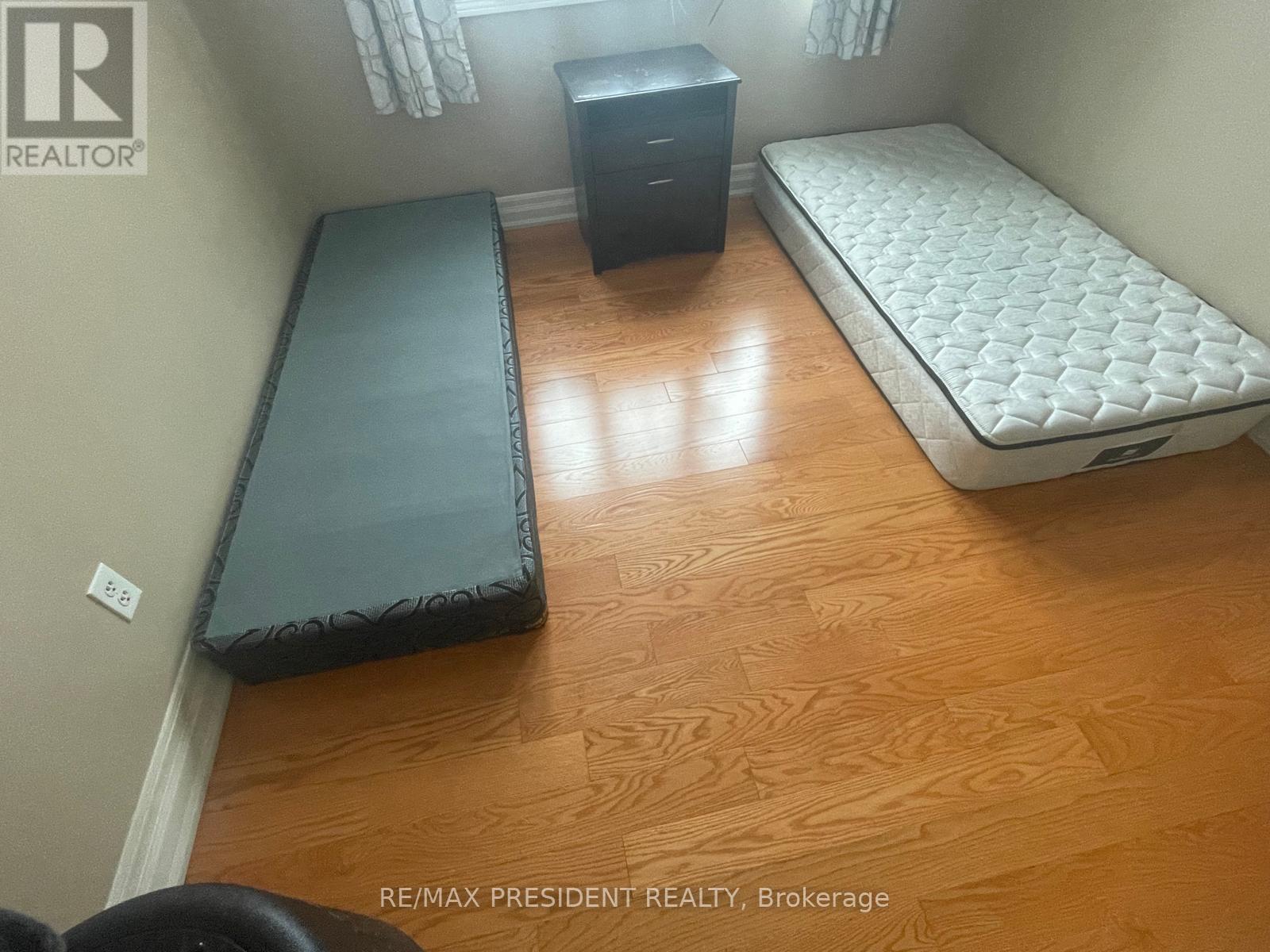 107 Rockgarden Trail, Brampton, Ontario L6R 3N2 - Photo 19 - W12601150