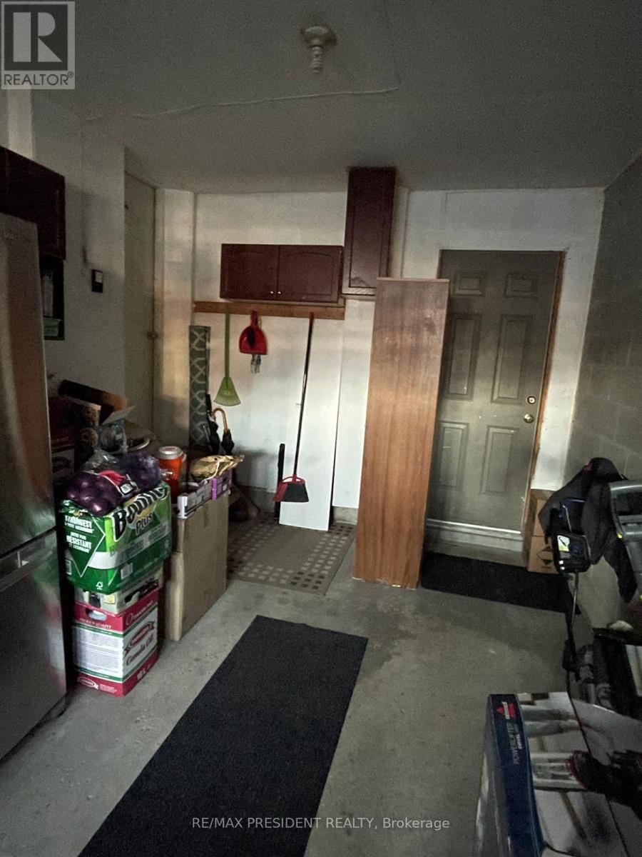 107 Rockgarden Trail, Brampton, Ontario L6R 3N2 - Photo 39 - W12601150