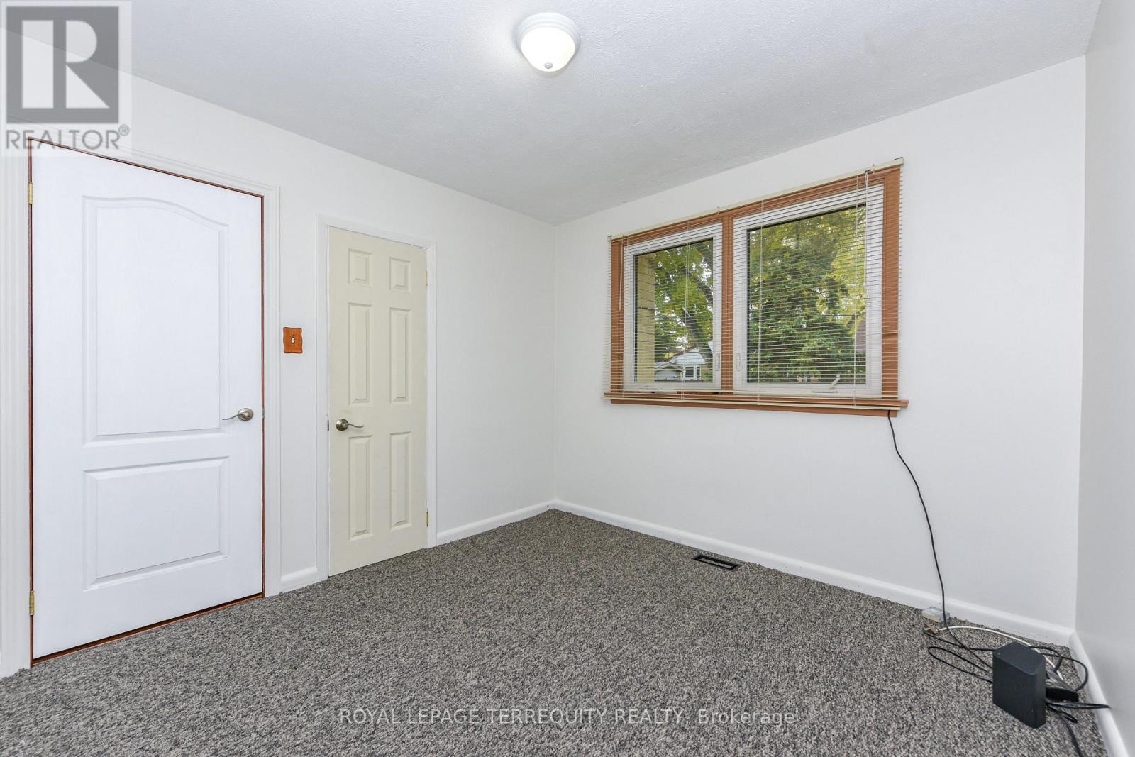 20 Hallow Crescent, Toronto, Ontario M9W 2V9 - Photo 29 - W12601164