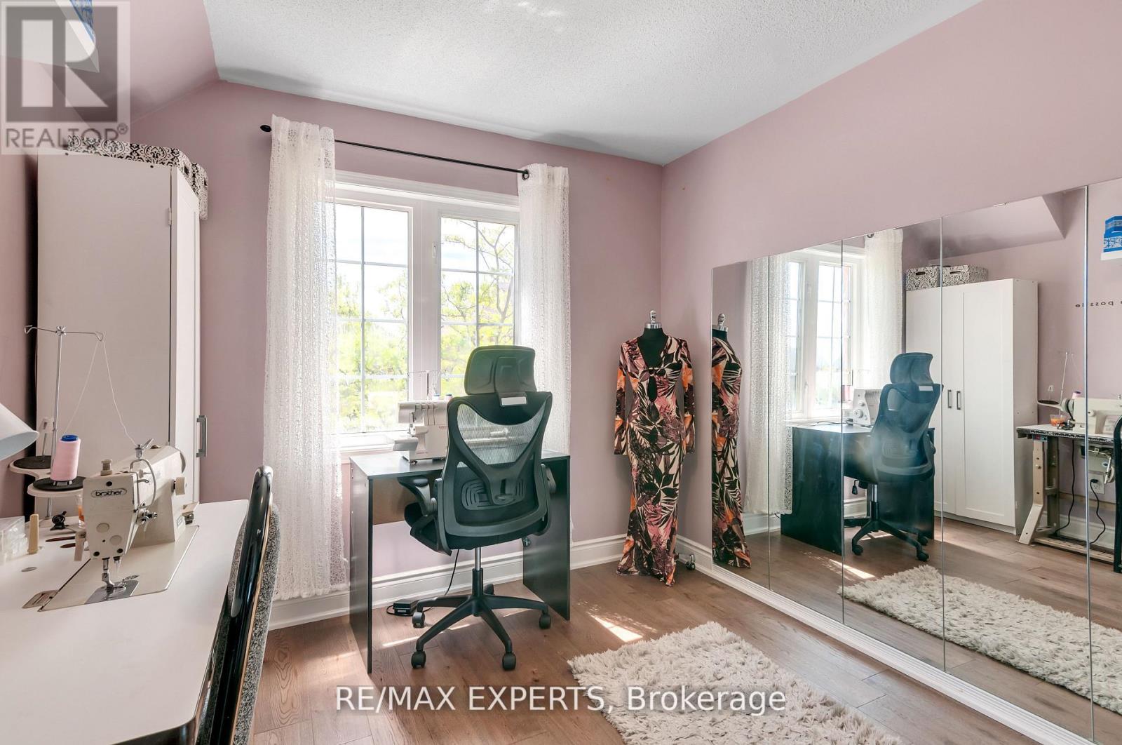 76 Eagle Trace Drive, Brampton, Ontario L6R 0M4 - Photo 32 - W12601192