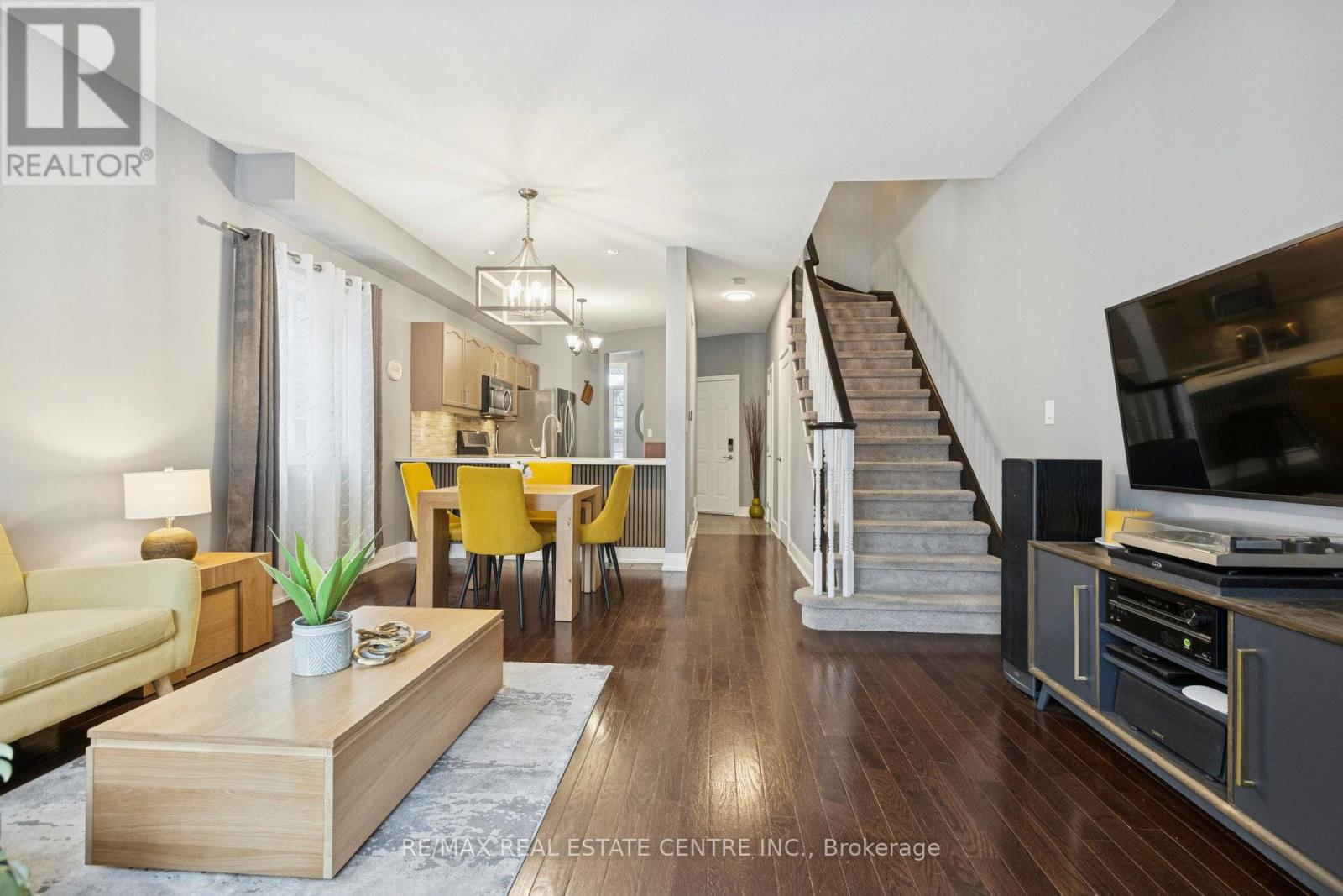 1427 Treeland Street, Burlington, Ontario  L7R 5B4 - Photo 16 - W12601208