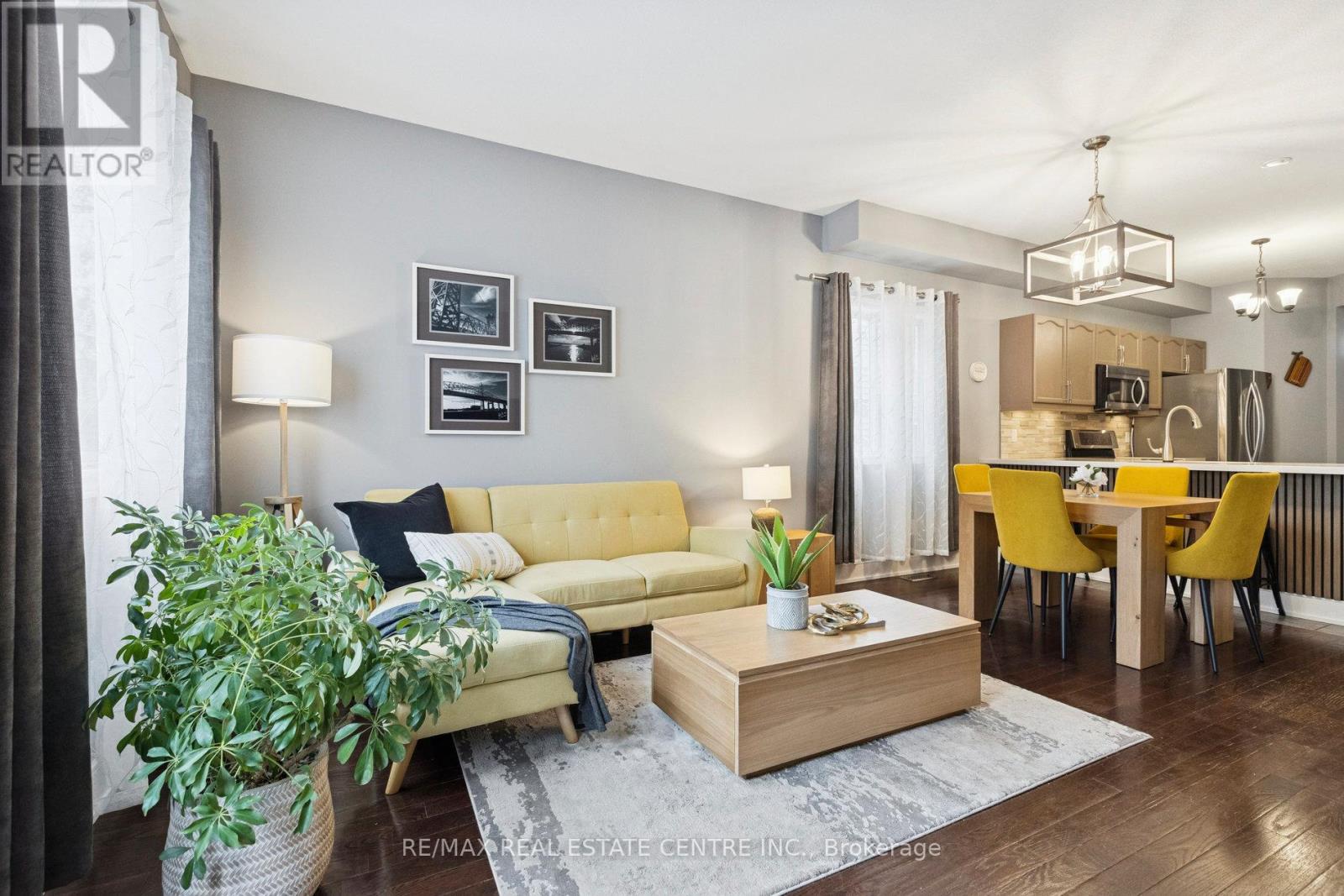 1427 Treeland Street, Burlington, Ontario  L7R 5B4 - Photo 17 - W12601208