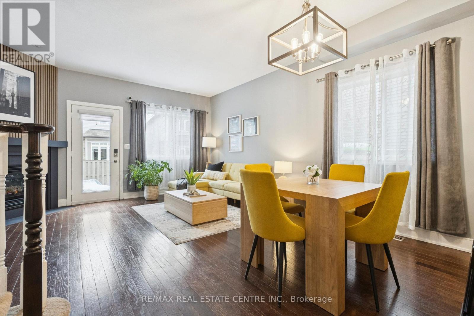 1427 Treeland Street, Burlington, Ontario  L7R 5B4 - Photo 19 - W12601208