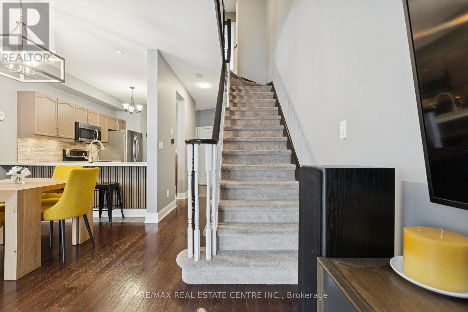 1427 Treeland Street, Burlington, Ontario  L7R 5B4 - Photo 26 - W12601208