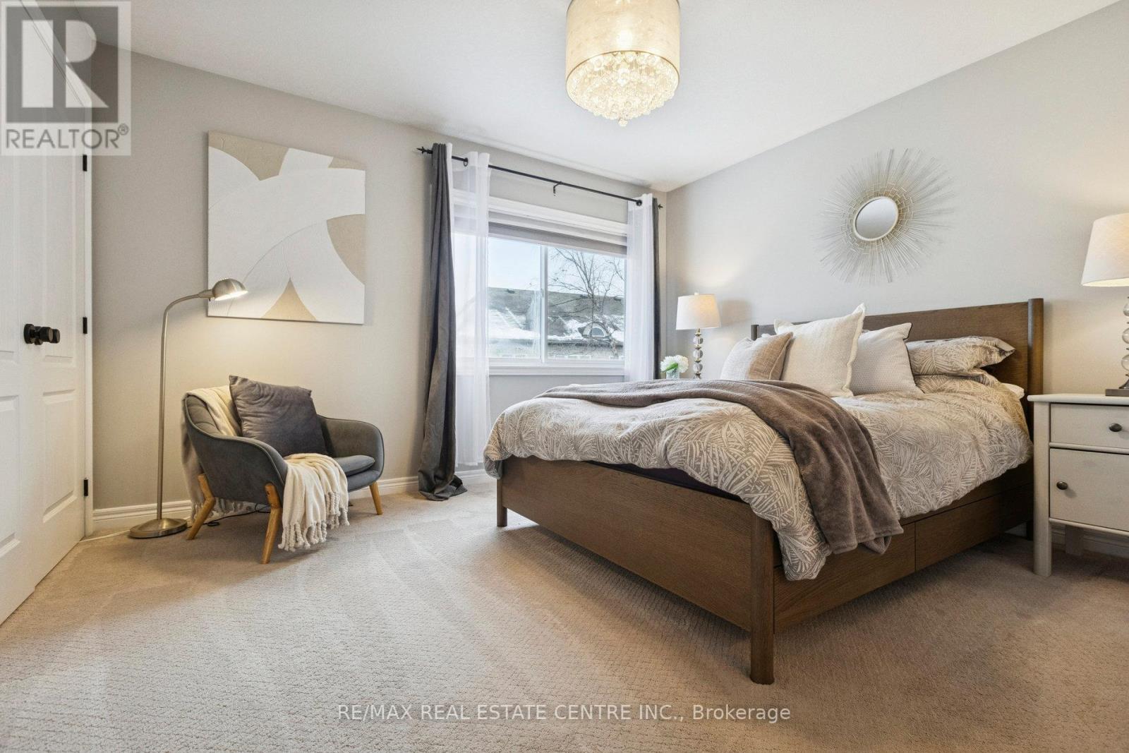 1427 Treeland Street, Burlington, Ontario  L7R 5B4 - Photo 29 - W12601208