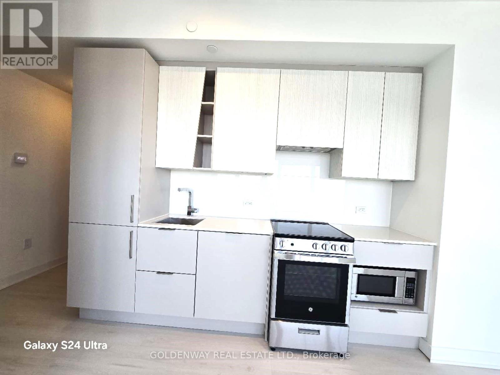 2503 - 3900 Confederation Parkway, Mississauga, Ontario L5B 0M3 - Photo 11 - W12601260