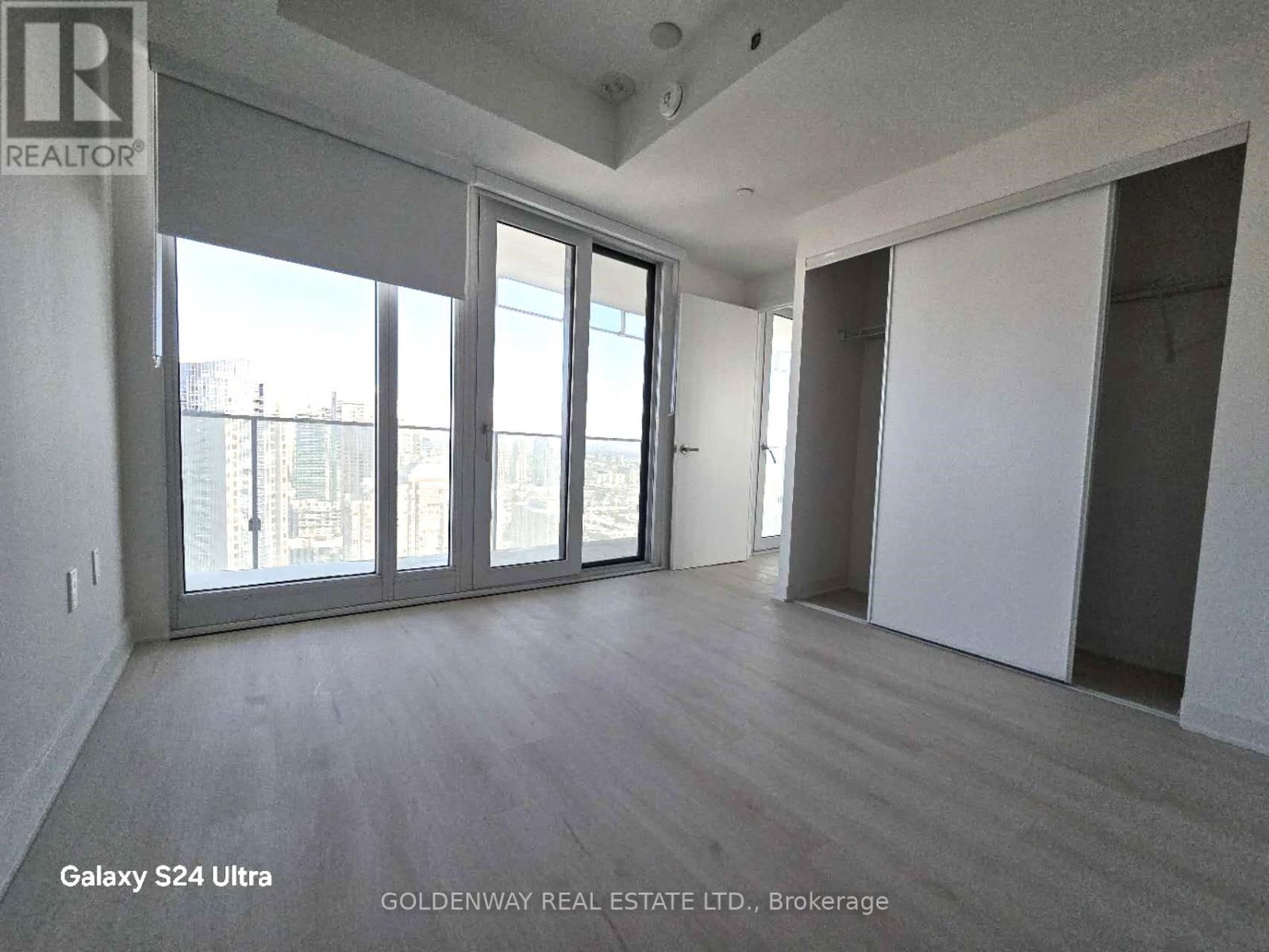 2503 - 3900 Confederation Parkway, Mississauga, Ontario L5B 0M3 - Photo 13 - W12601260