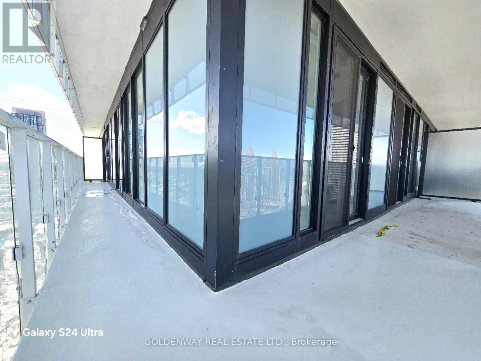 2503 - 3900 Confederation Parkway, Mississauga, Ontario L5B 0M3 - Photo 21 - W12601260