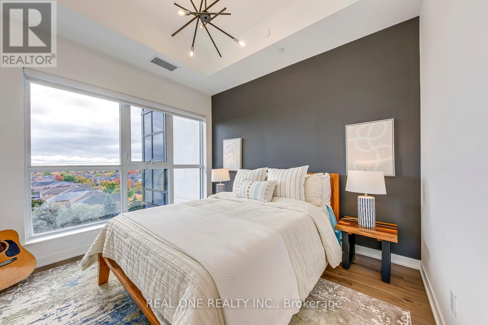 526 - 405 Dundas Street W, Oakville, Ontario  L6M 5P4 - Photo 30 - W12601306