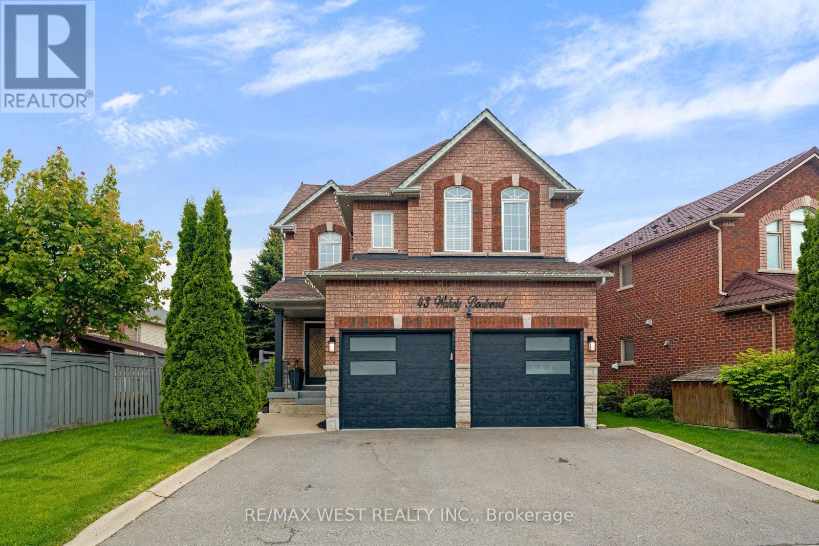 43 WAKELY BOULEVARD, Caledon, Ontario