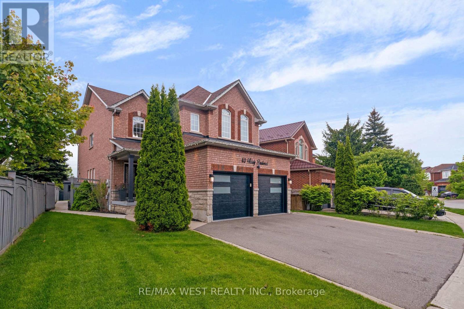 43 Wakely Boulevard, Caledon, Ontario L7E 2H1 - Photo 4 - W12601318