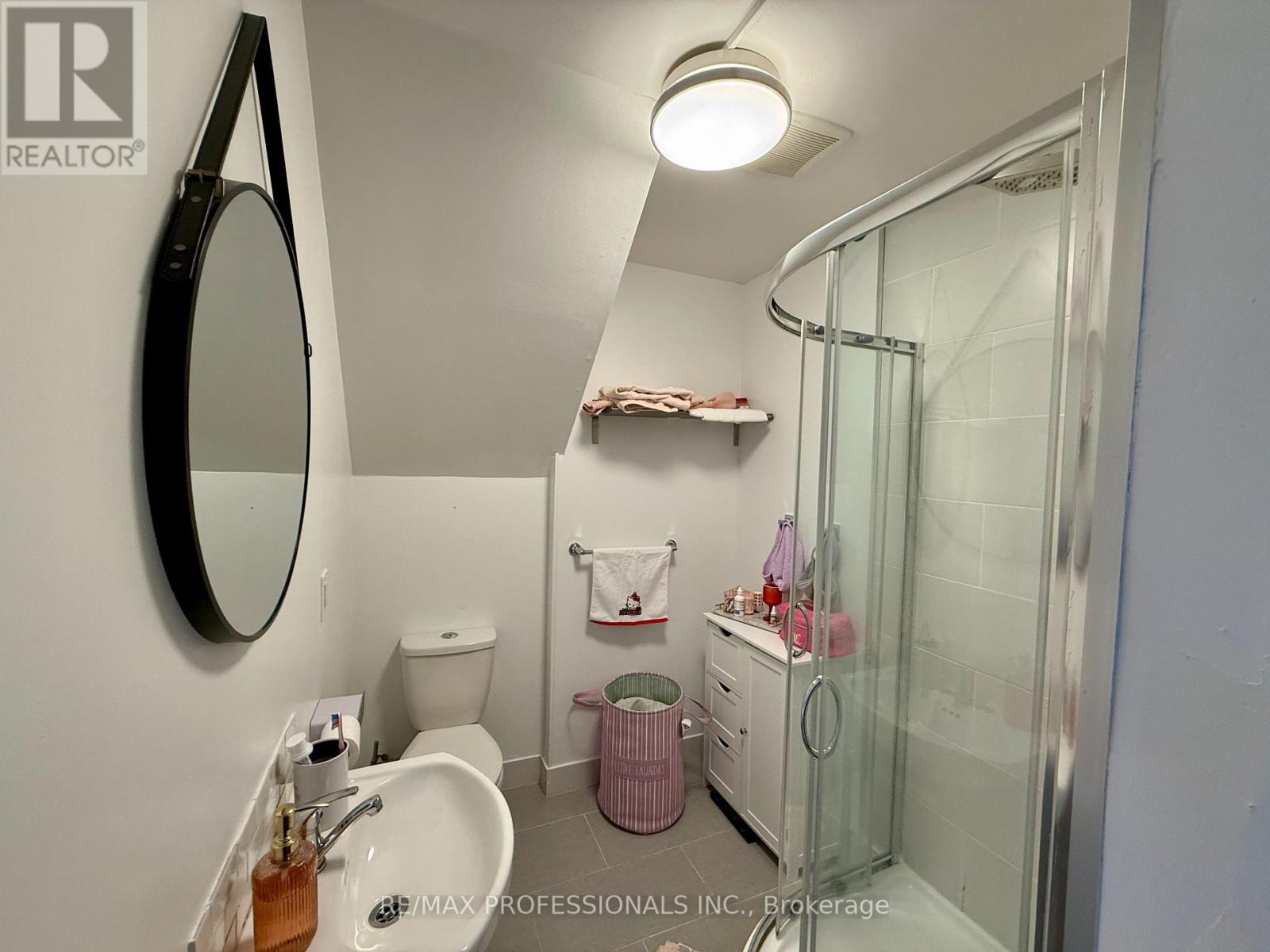 2 - 1438a Dufferin Street, Toronto, Ontario M6H 3L1 - Photo 11 - W12601368