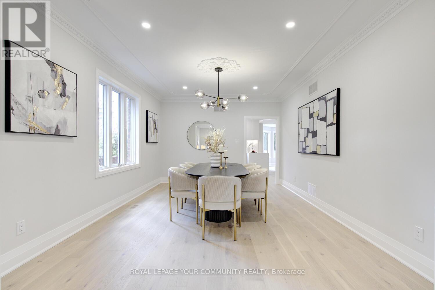 4128 Tapestry Trail, Mississauga, Ontario L4W 4B7 - Photo 7 - W12601374