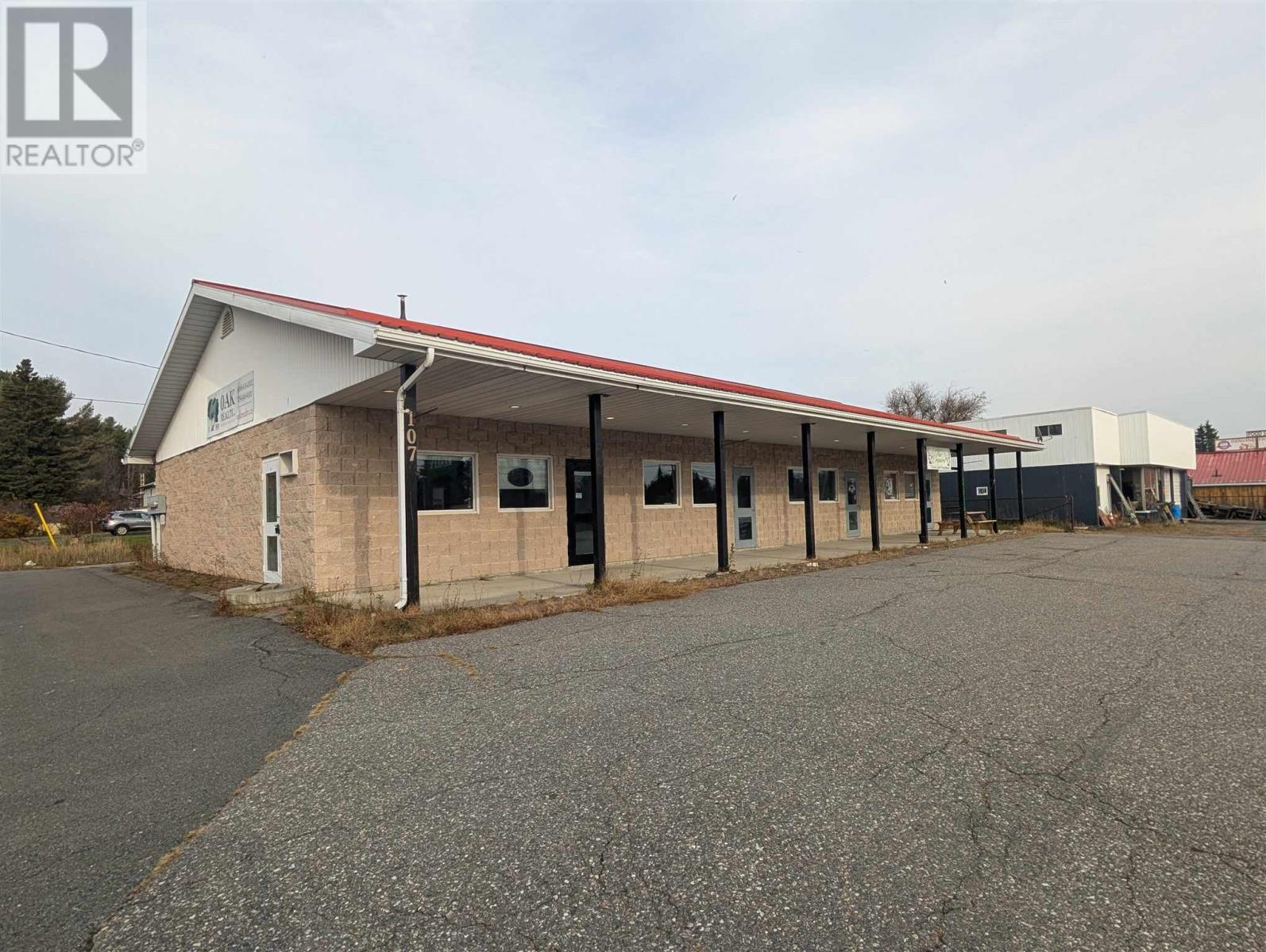 107 Front St, Spanish, Ontario  P0P 2A0 - Photo 2 - SM253370