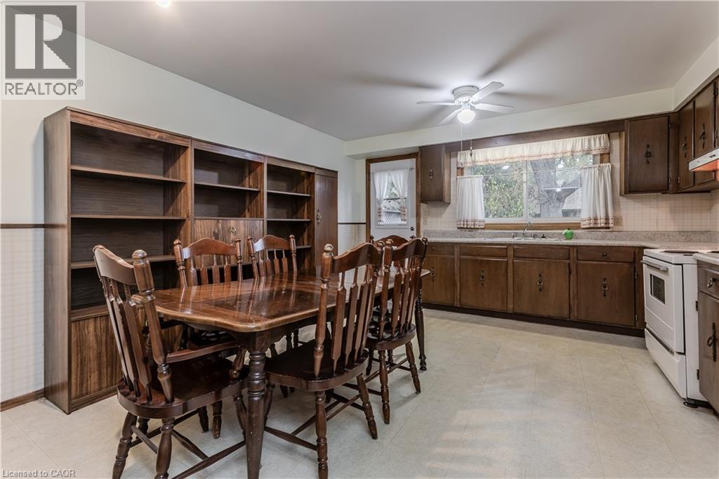 4048 Longmoor Drive, Burlington, Ontario L7L 1X2 - Photo 9 - 40782284