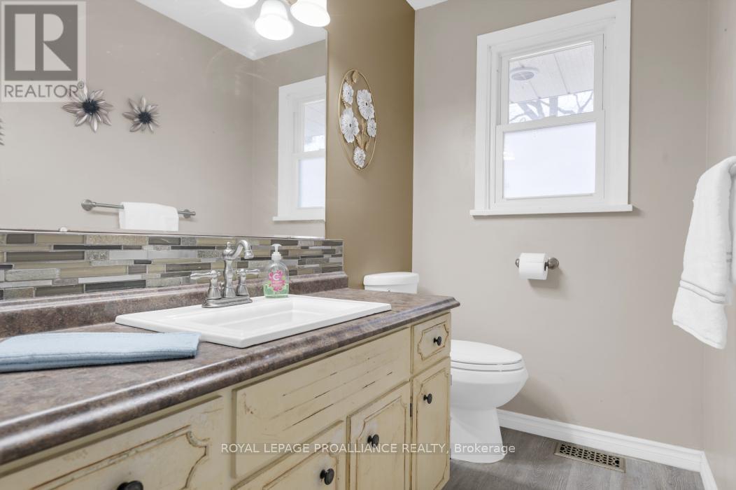 14 Harris Crescent, Belleville, Ontario  K8P 2M6 - Photo 25 - X12601378