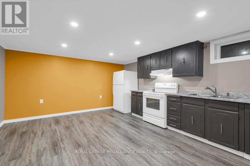 14 Harris Crescent, Belleville, Ontario  K8P 2M6 - Photo 28 - X12601378