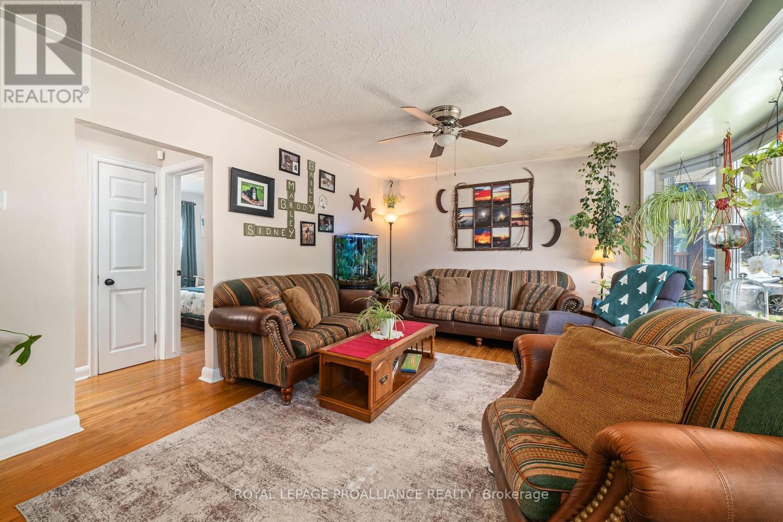 235 Farley Avenue, Belleville, Ontario K8N 4L7 - Photo 9 - X12601394