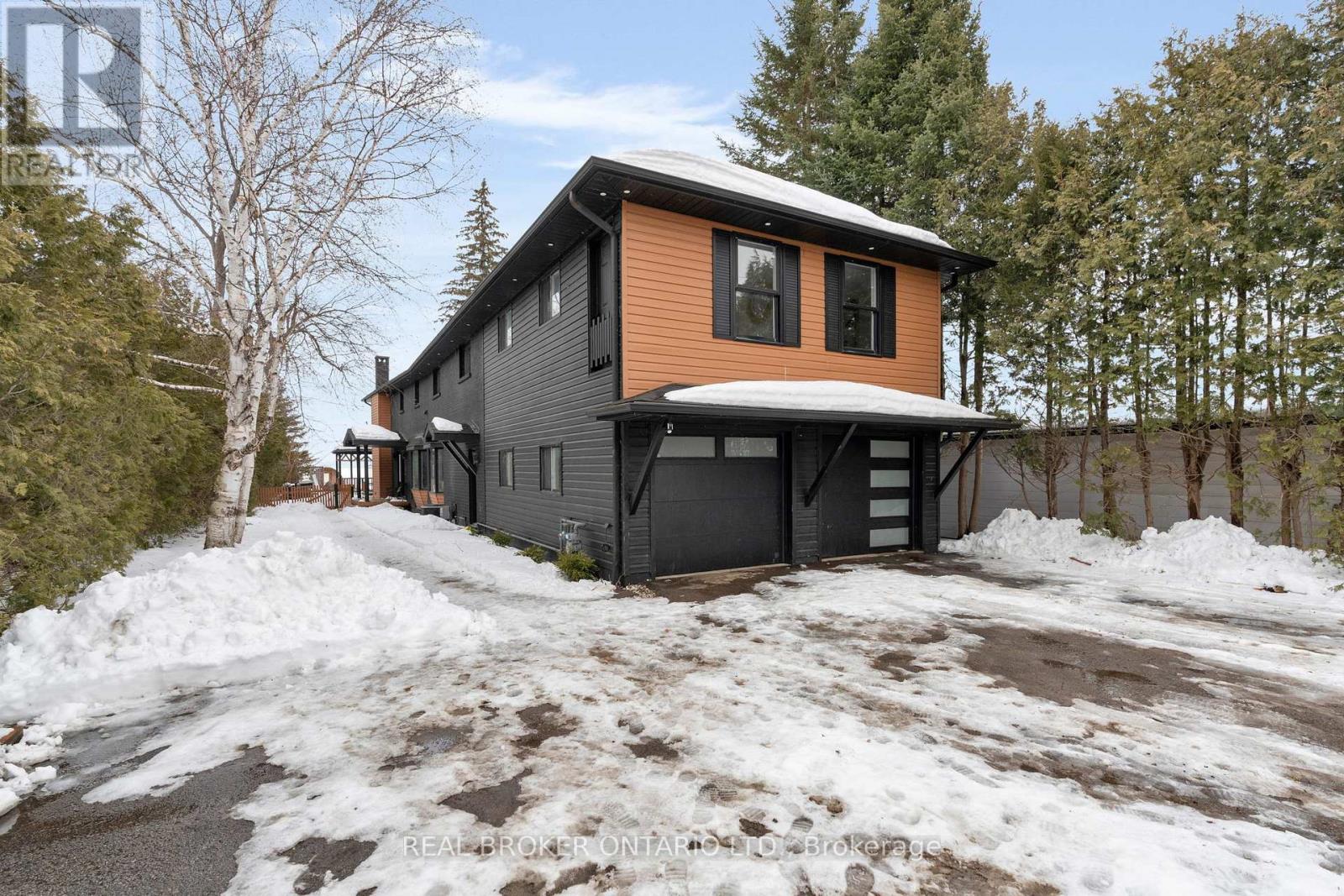 943 BARRY AVENUE, Innisfil, Ontario