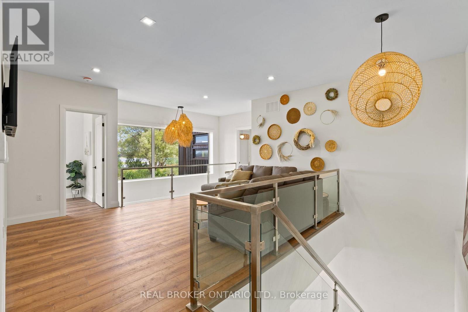 31 Hemlock Avenue, Tay, Ontario L0K 2C0 - Photo 26 - S12572410