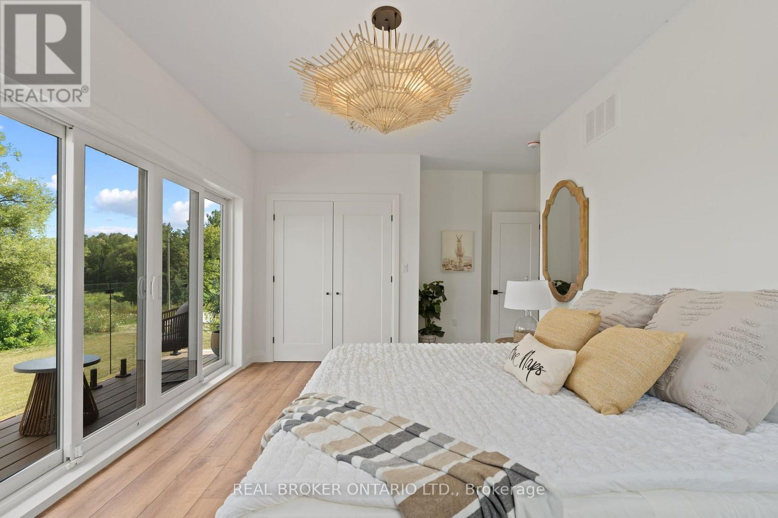 31 Hemlock Avenue, Tay, Ontario L0K 2C0 - Photo 38 - S12572410