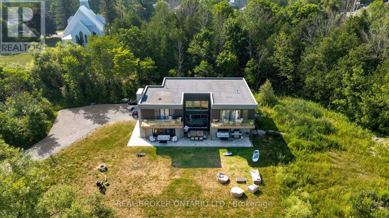 31 Hemlock Avenue, Tay, Ontario L0K 2C0 - Photo 9 - S12572410