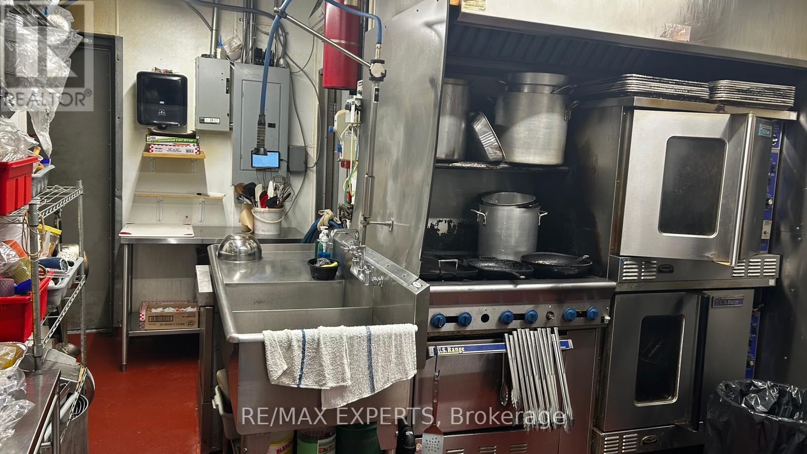 3 & 4 - 15980 Airport Road, Caledon, Ontario  L7C 1K5 - Photo 16 - W12475024