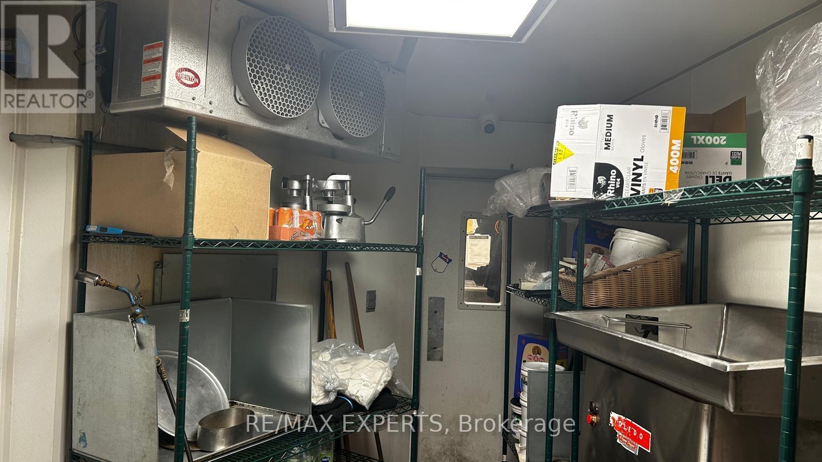 3 & 4 - 15980 Airport Road, Caledon, Ontario  L7C 1K5 - Photo 25 - W12475024