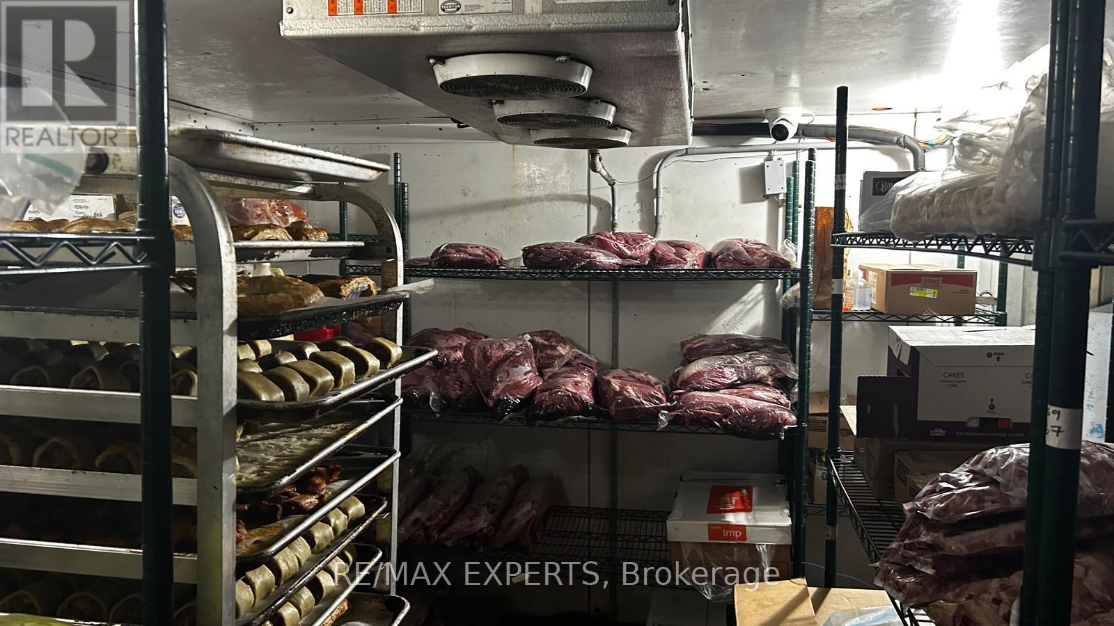 3 & 4 - 15980 Airport Road, Caledon, Ontario  L7C 1K5 - Photo 26 - W12475024