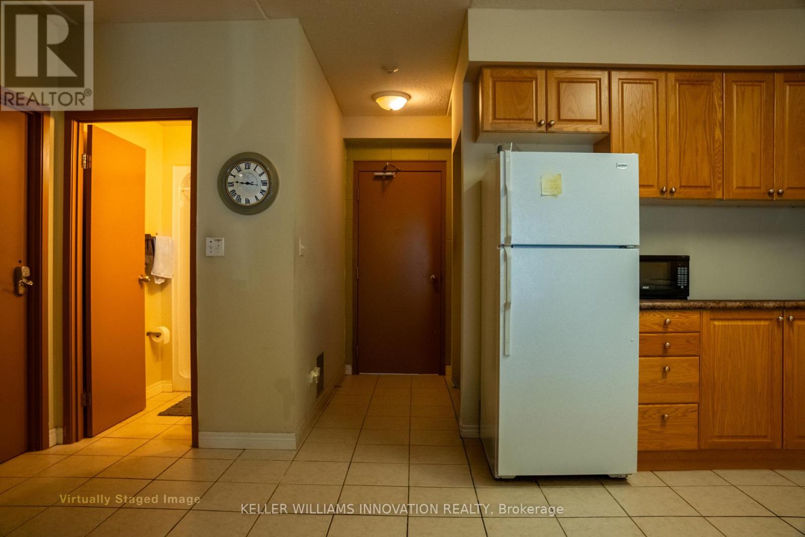 402 - 253 Lester Street, Waterloo, Ontario  N2L 3W6 - Photo 2 - X12310970