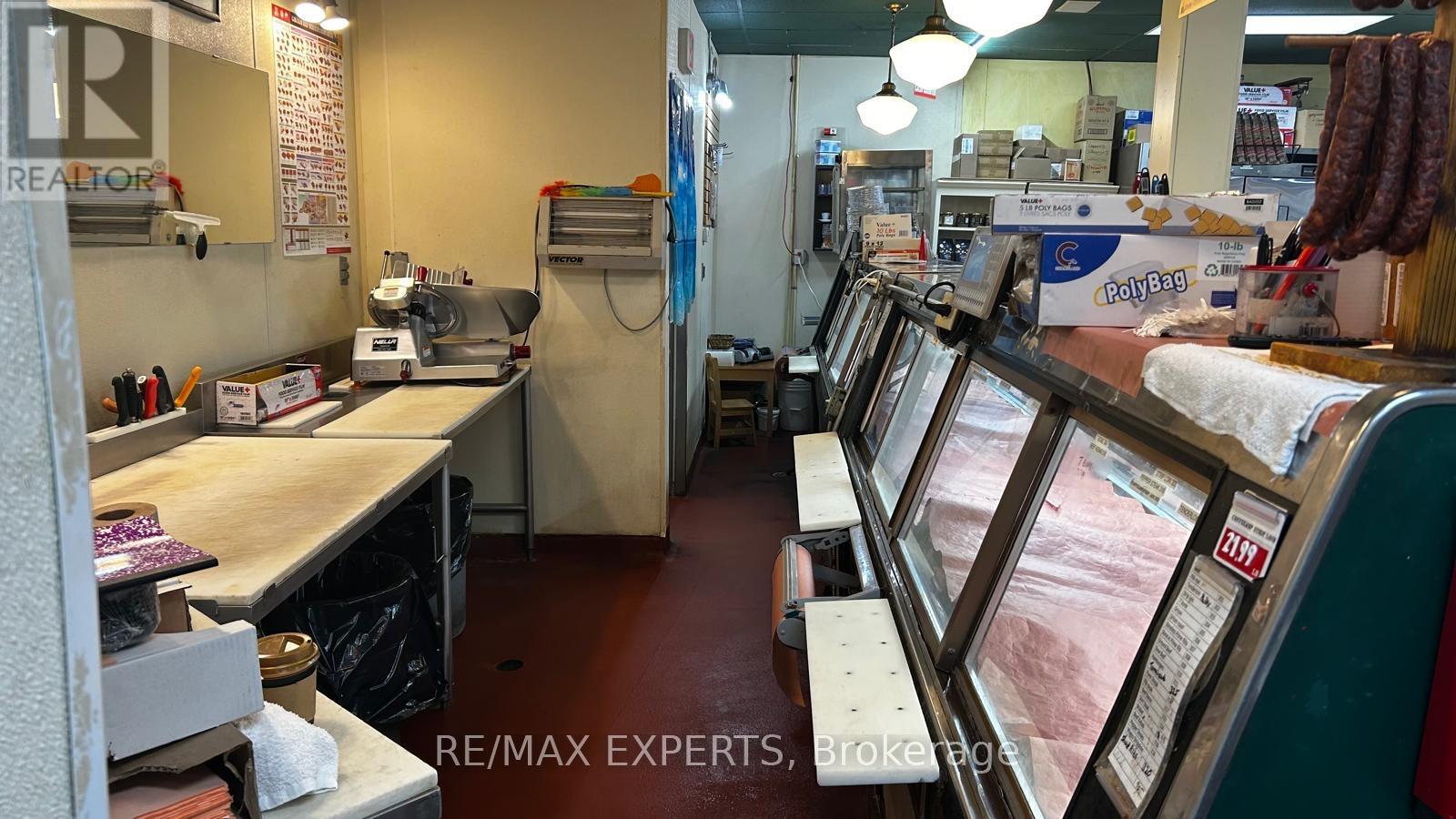 3 & 4 - 15980 Airport Road, Caledon, Ontario  L7C 1K5 - Photo 14 - W12475024