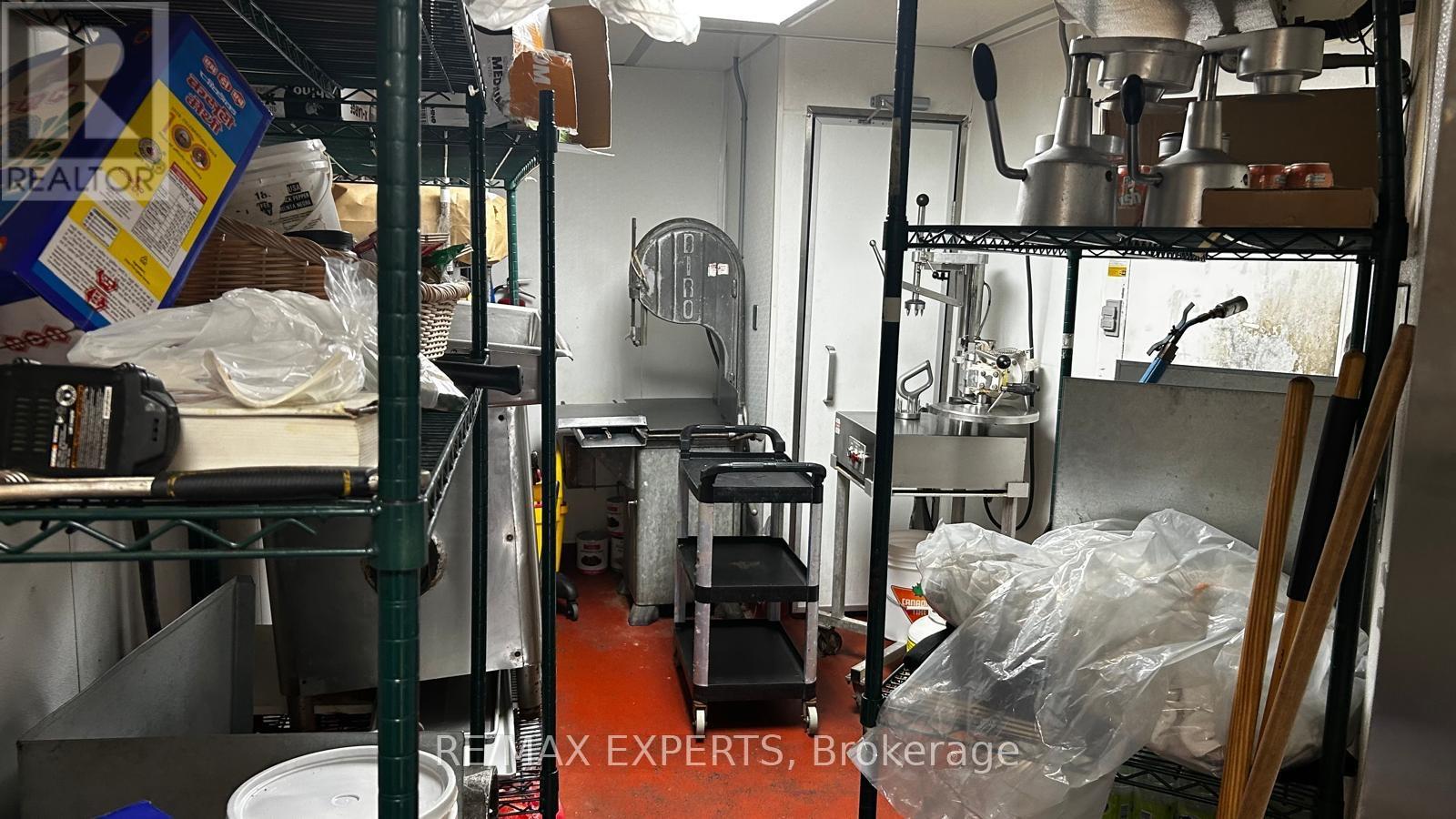 3 & 4 - 15980 Airport Road, Caledon, Ontario  L7C 1K5 - Photo 22 - W12475024