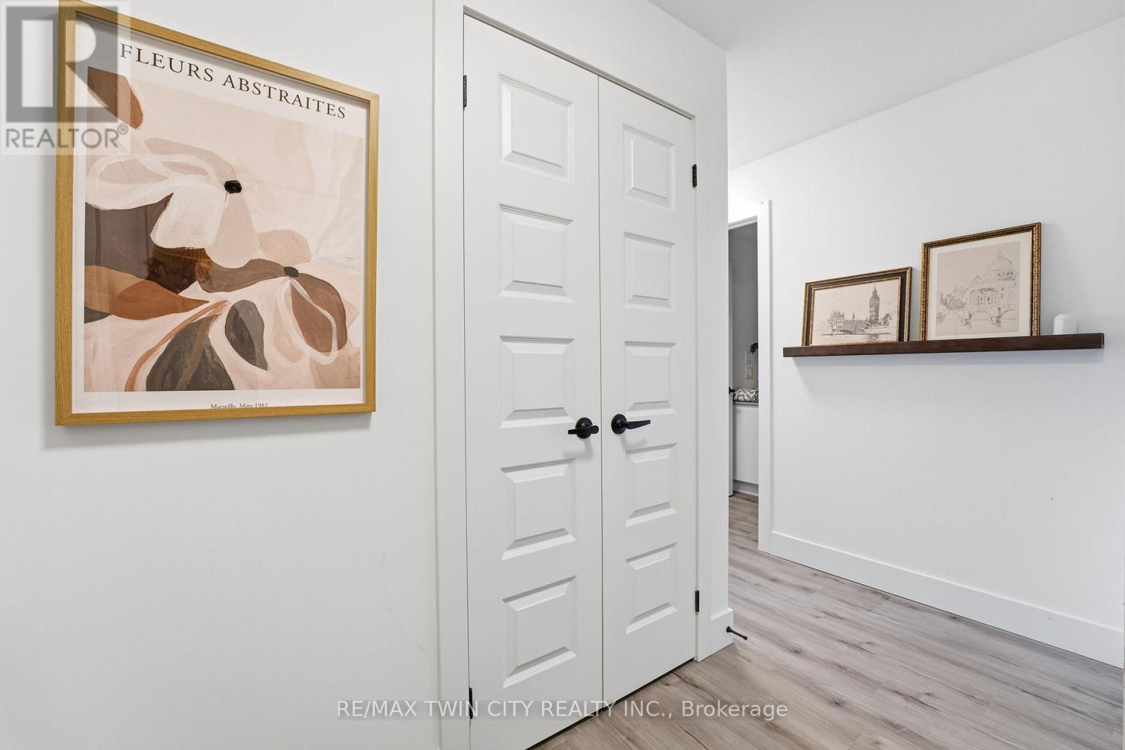 516 - 107 Roger Street, Waterloo, Ontario N2J 0G3 - Photo 7 - X12594088