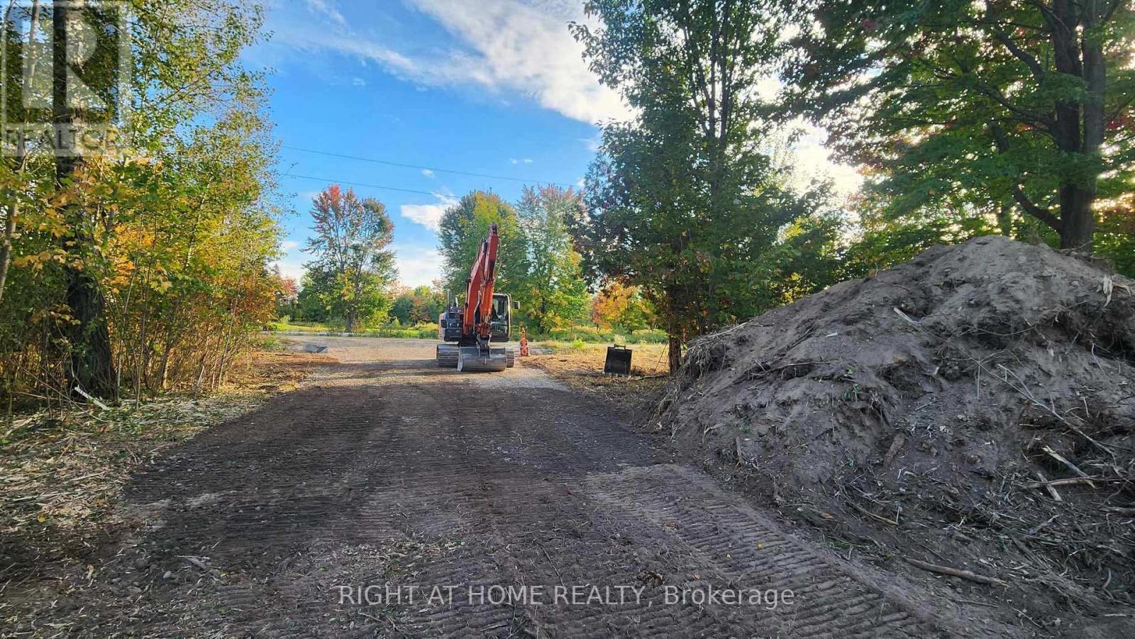 15 Concord Road, West Nipissing, Ontario  P2B 2N7 - Photo 10 - X12601242