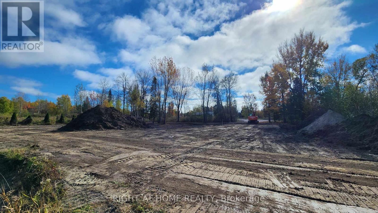 15 Concord Road, West Nipissing, Ontario  P2B 2N7 - Photo 4 - X12601242