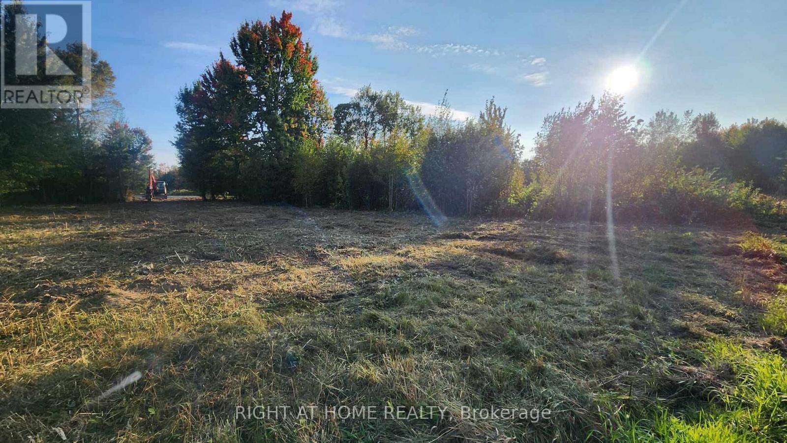 15 Concord Road, West Nipissing, Ontario  P2B 2N7 - Photo 6 - X12601242