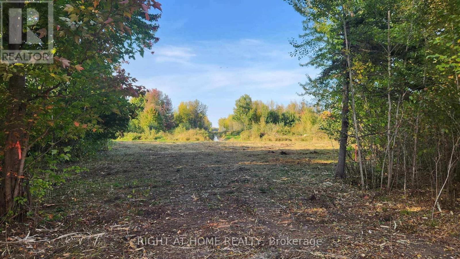 15 Concord Road, West Nipissing, Ontario  P2B 2N7 - Photo 8 - X12601242