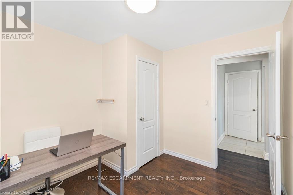 33 Alderney Avenue, Hamilton, Ontario  L9A 2A6 - Photo 21 - X12601256