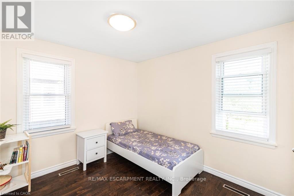 33 Alderney Avenue, Hamilton, Ontario  L9A 2A6 - Photo 24 - X12601256