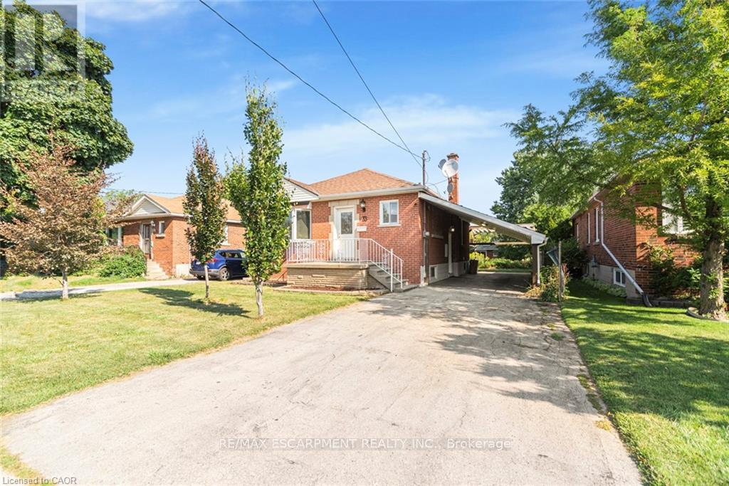 33 Alderney Avenue, Hamilton, Ontario  L9A 2A6 - Photo 7 - X12601256