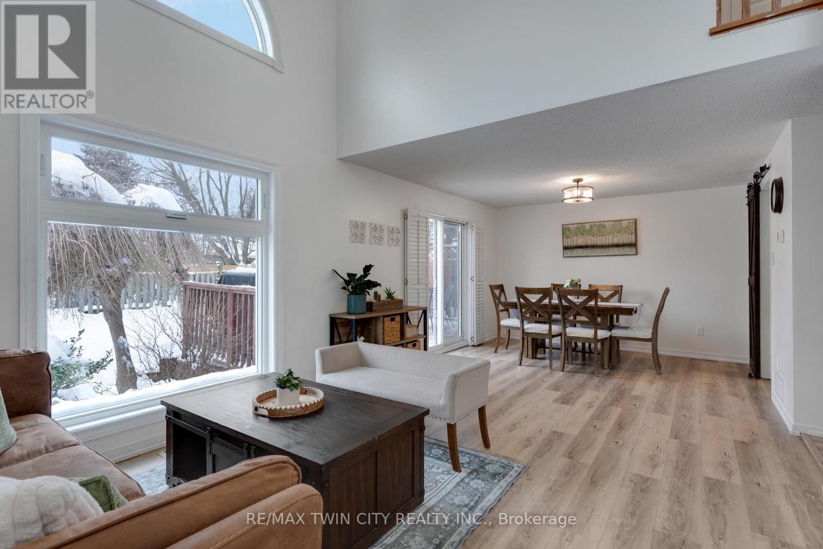 225 Thornbird Place, Waterloo, Ontario  N2T 2P1 - Photo 13 - X12601362