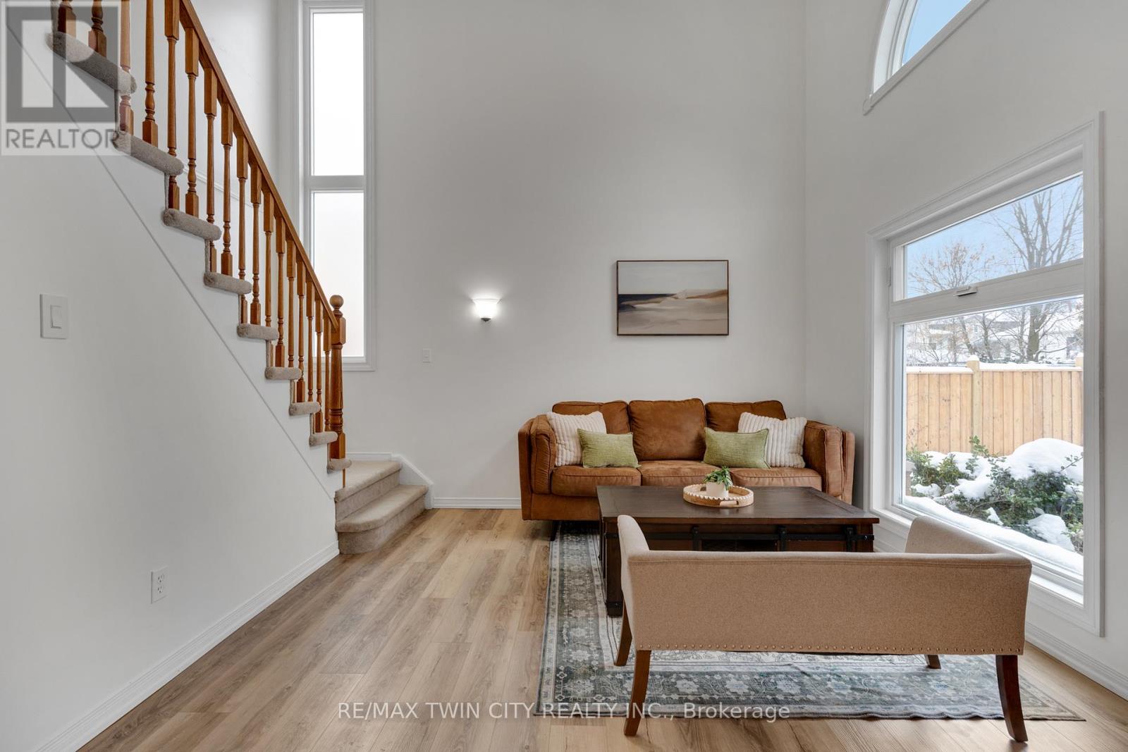 225 Thornbird Place, Waterloo, Ontario  N2T 2P1 - Photo 15 - X12601362