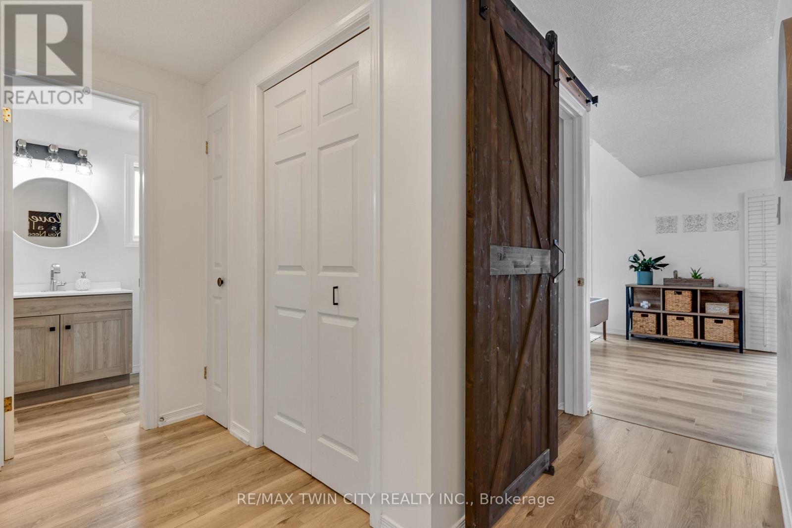 225 Thornbird Place, Waterloo, Ontario  N2T 2P1 - Photo 18 - X12601362