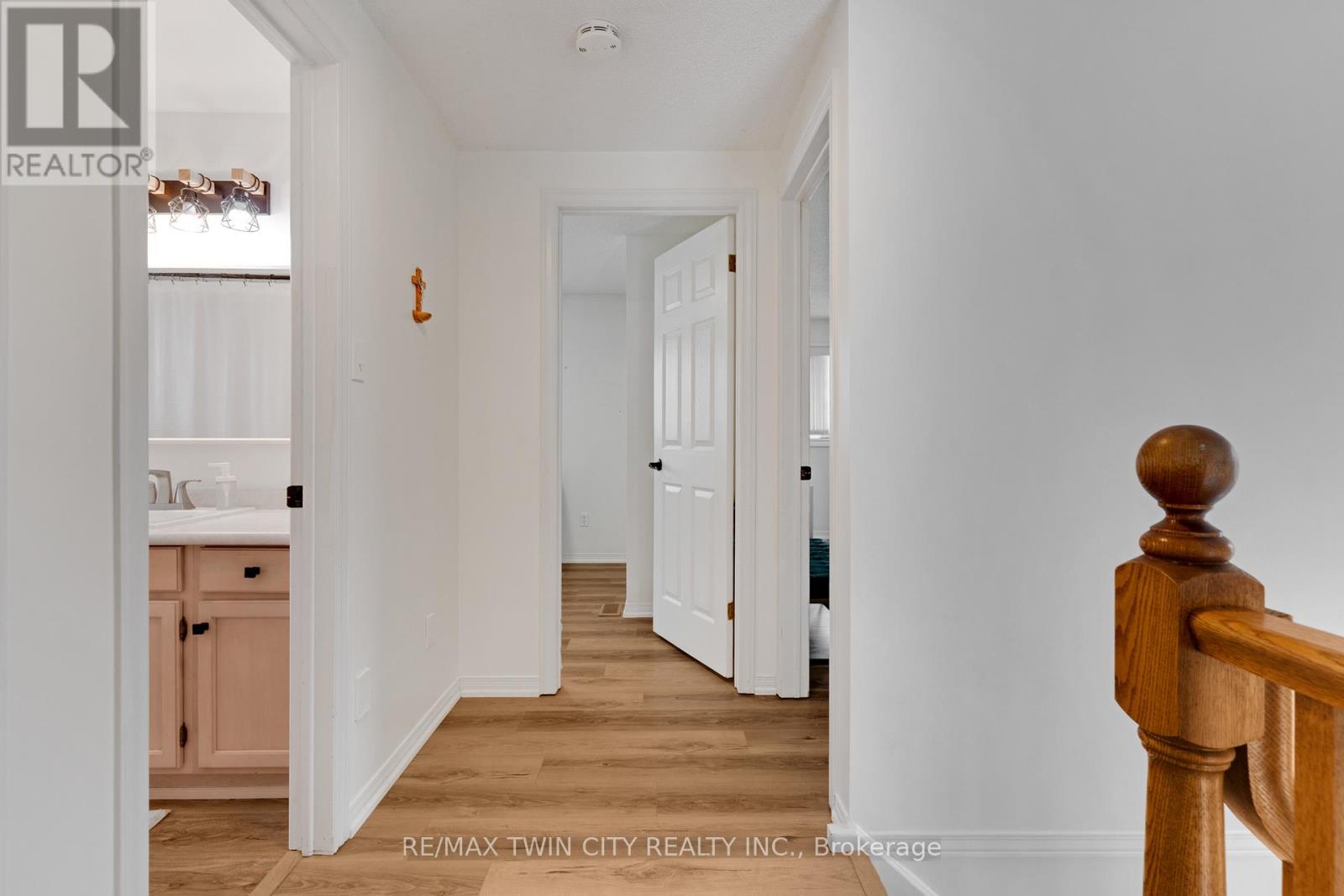 225 Thornbird Place, Waterloo, Ontario  N2T 2P1 - Photo 23 - X12601362