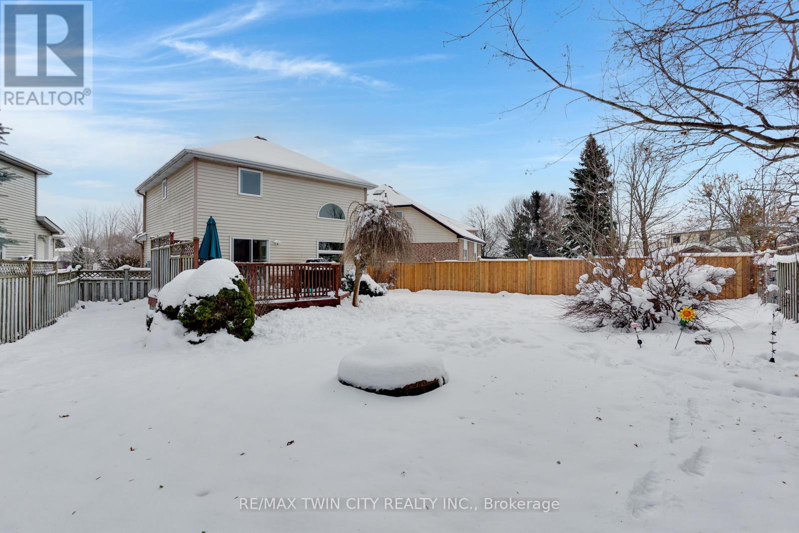 225 Thornbird Place, Waterloo, Ontario  N2T 2P1 - Photo 44 - X12601362