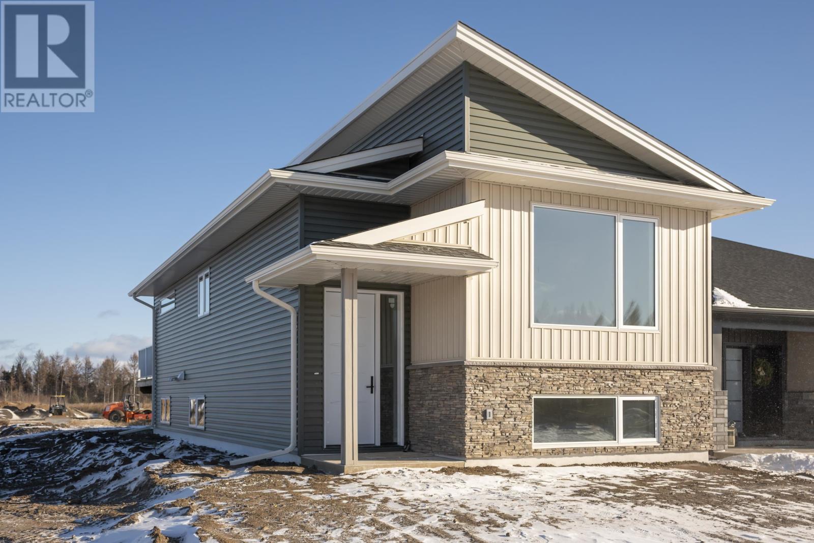 202 Bruin CRES, thunder bay, Ontario