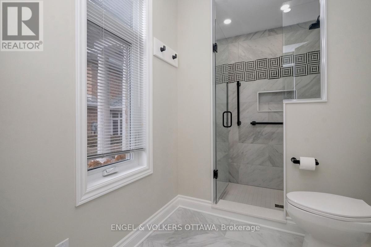 25 Bittern Court, Ottawa, Ontario  K1L 8K9 - Photo 22 - X12601440