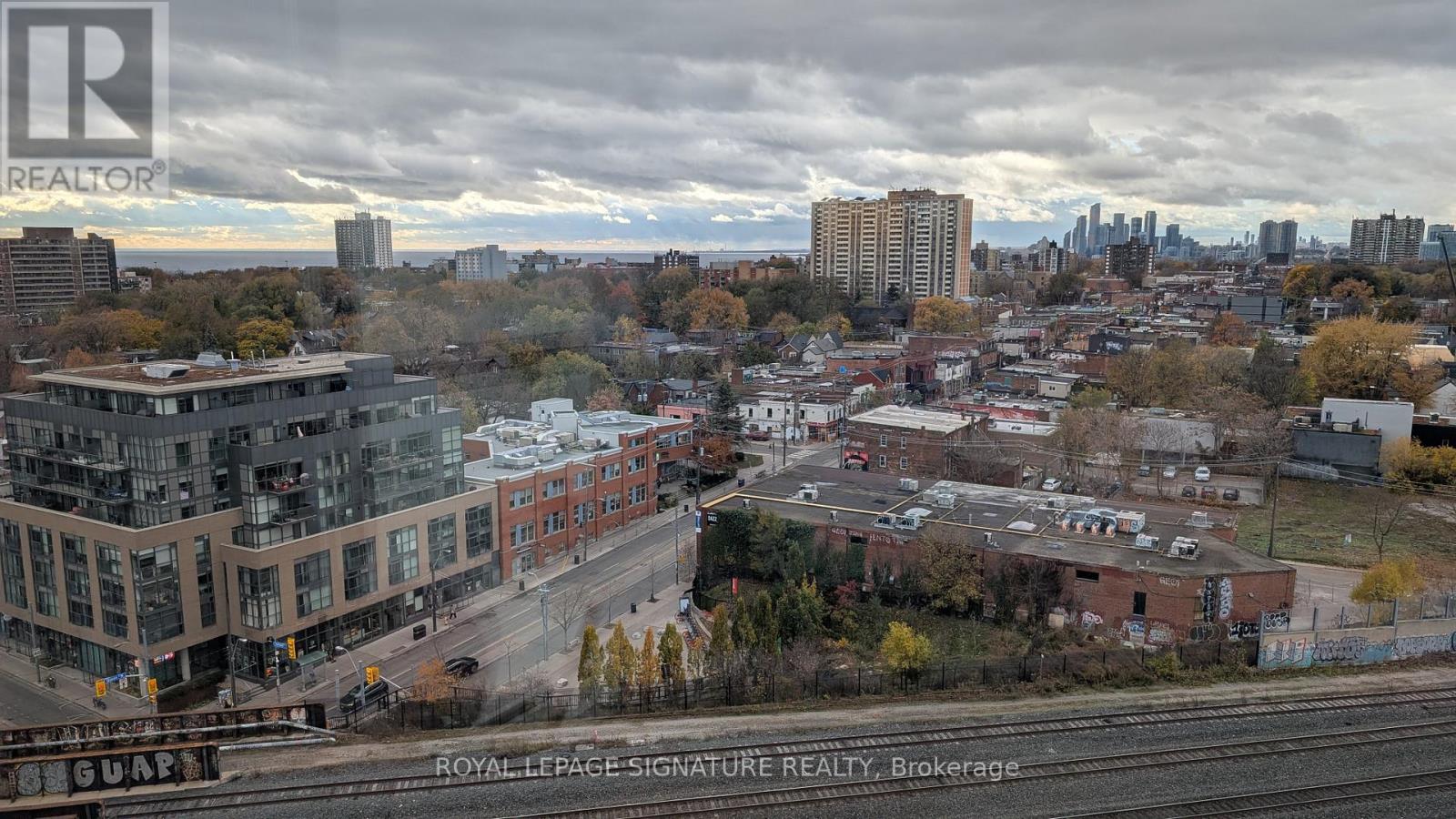 1210 - 20 Minowan Miikan Lane, Toronto, Ontario  M6J 0E5 - Photo 18 - C12601250